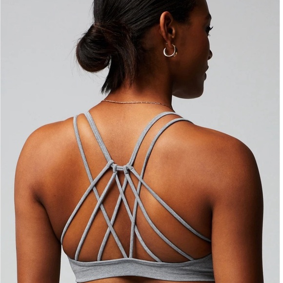 SOLD Fabletics Bundle - Picture 5 of 8